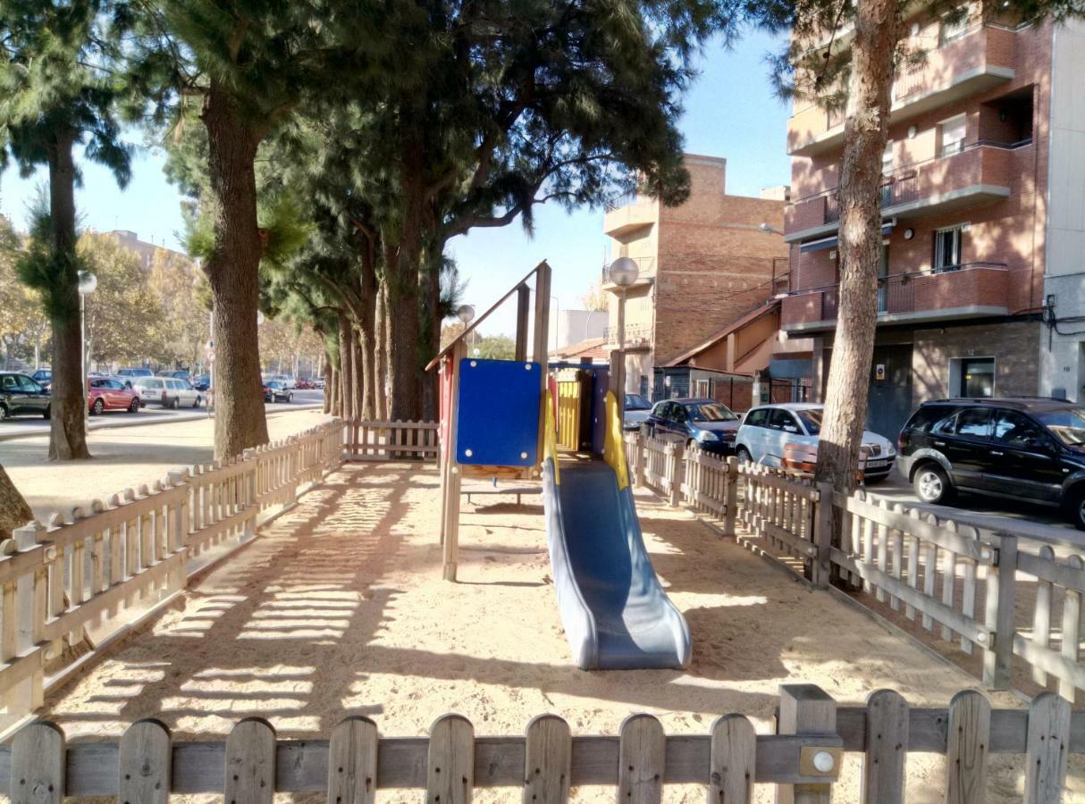 エル・プラー・デ・ジョブレガットCasa Carmen Barcelonaアパートメント エクステリア 写真