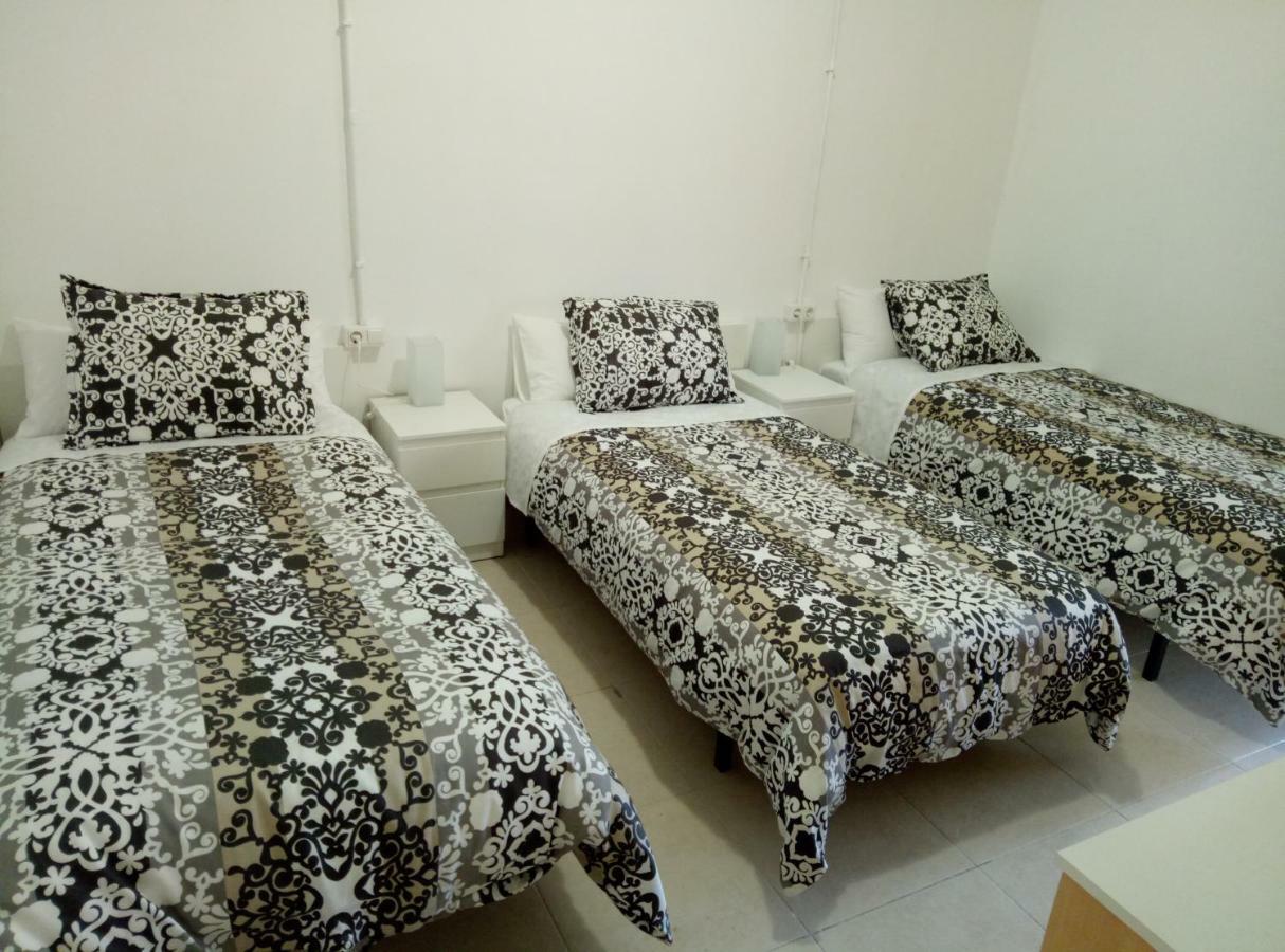 エル・プラー・デ・ジョブレガットCasa Carmen Barcelonaアパートメント エクステリア 写真